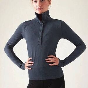 FLURRY SEAMLESS HENLEY, Size XXS, Granite Blue (Dark Gray)